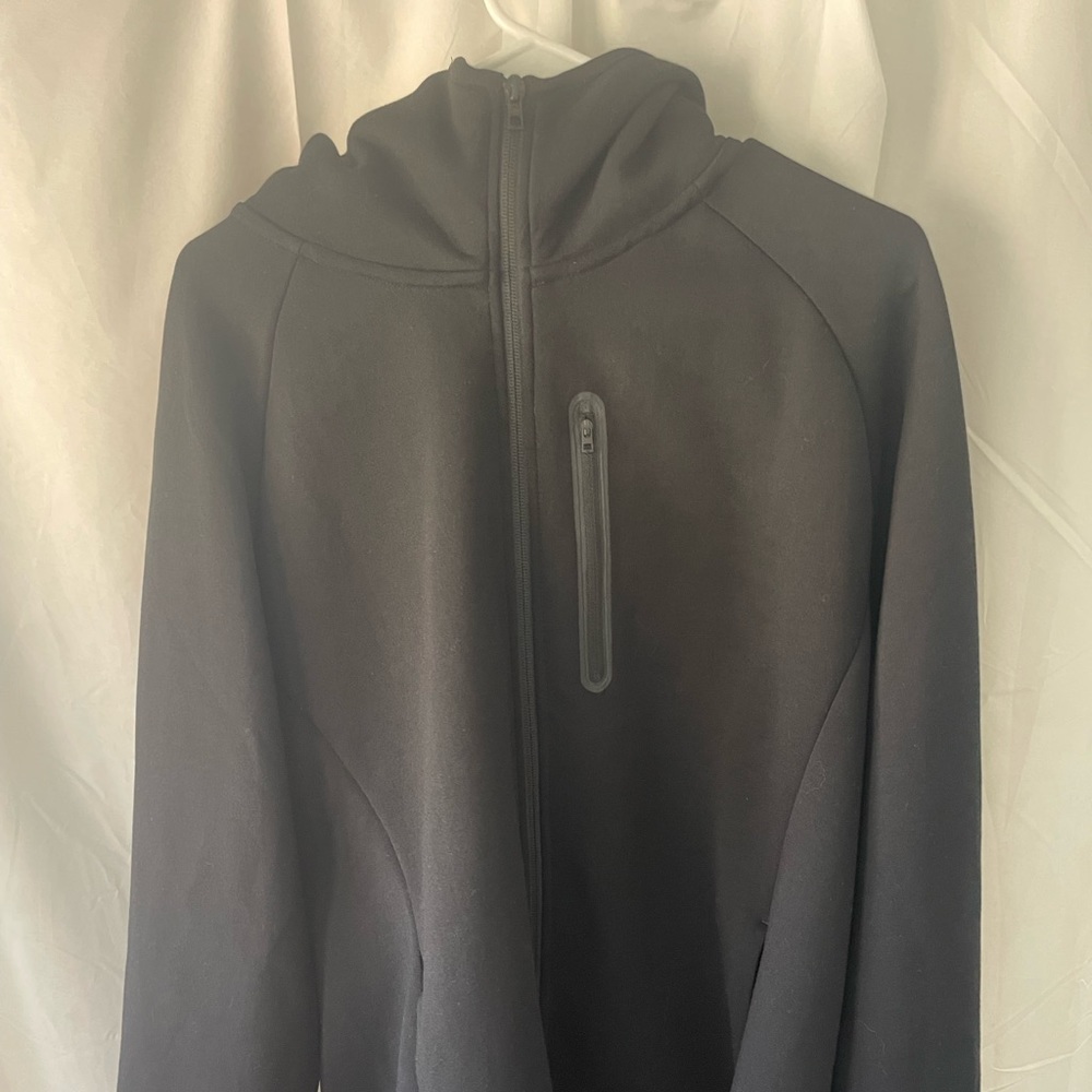 UNI QLO zip up